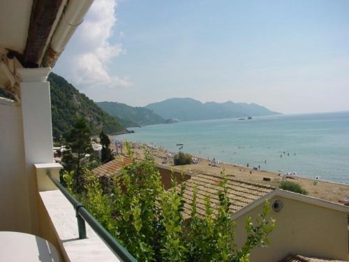 Menigos Resort House Agios Gordios  Exterior foto