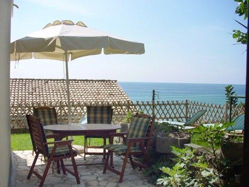 Menigos Resort House Agios Gordios  Exterior foto