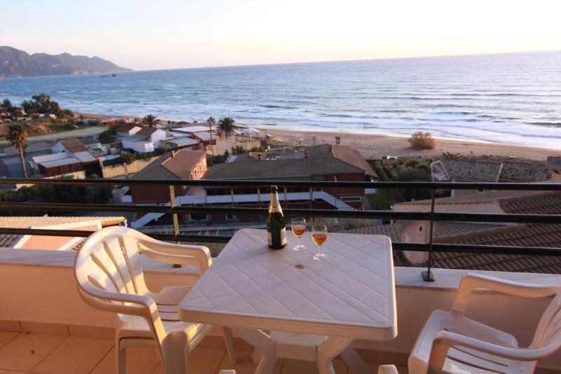 Menigos Resort House Agios Gordios  Exterior foto