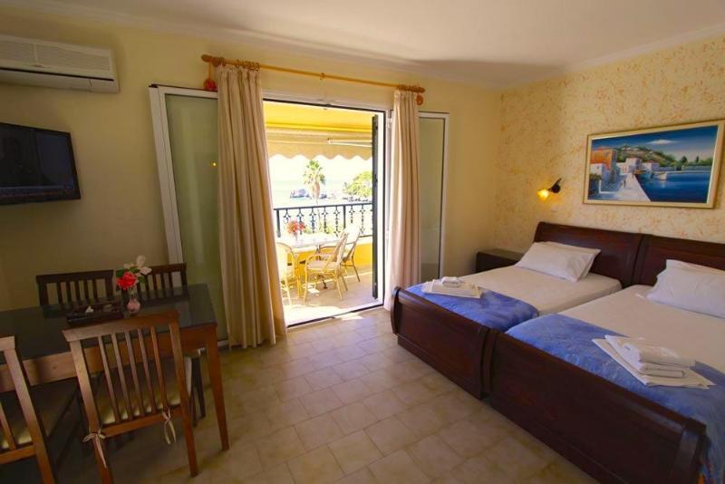 Menigos Resort House Agios Gordios  Exterior foto